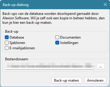 Het venster Back-up dialoog met de vinkjes Database, Documenten, Sjablonen, Instellingen en E-mailsjablonen en het veld Bestandsnaam